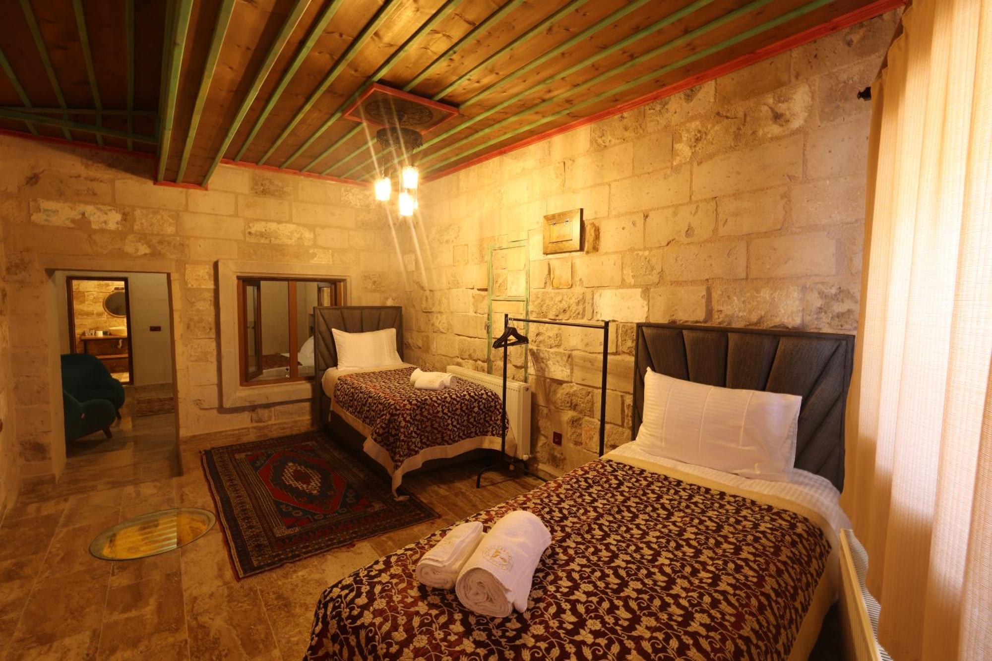 Cardak House בית אירוח